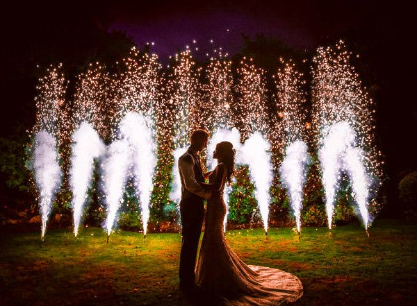 fontane luminose fredde e danzanti per il tuo matrimonio scintillante